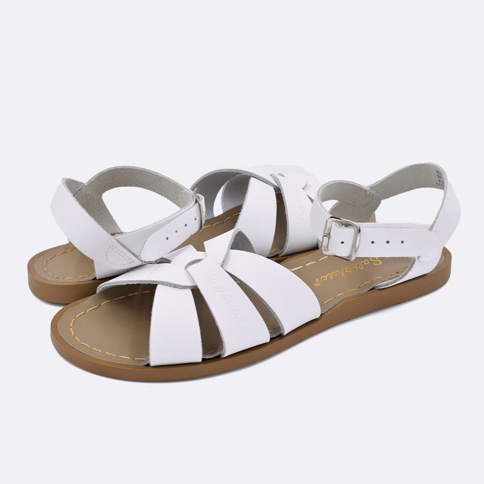 Two 800 Original style sandal color white. Both pushed together facing the camera diagonally.	Adult Size.